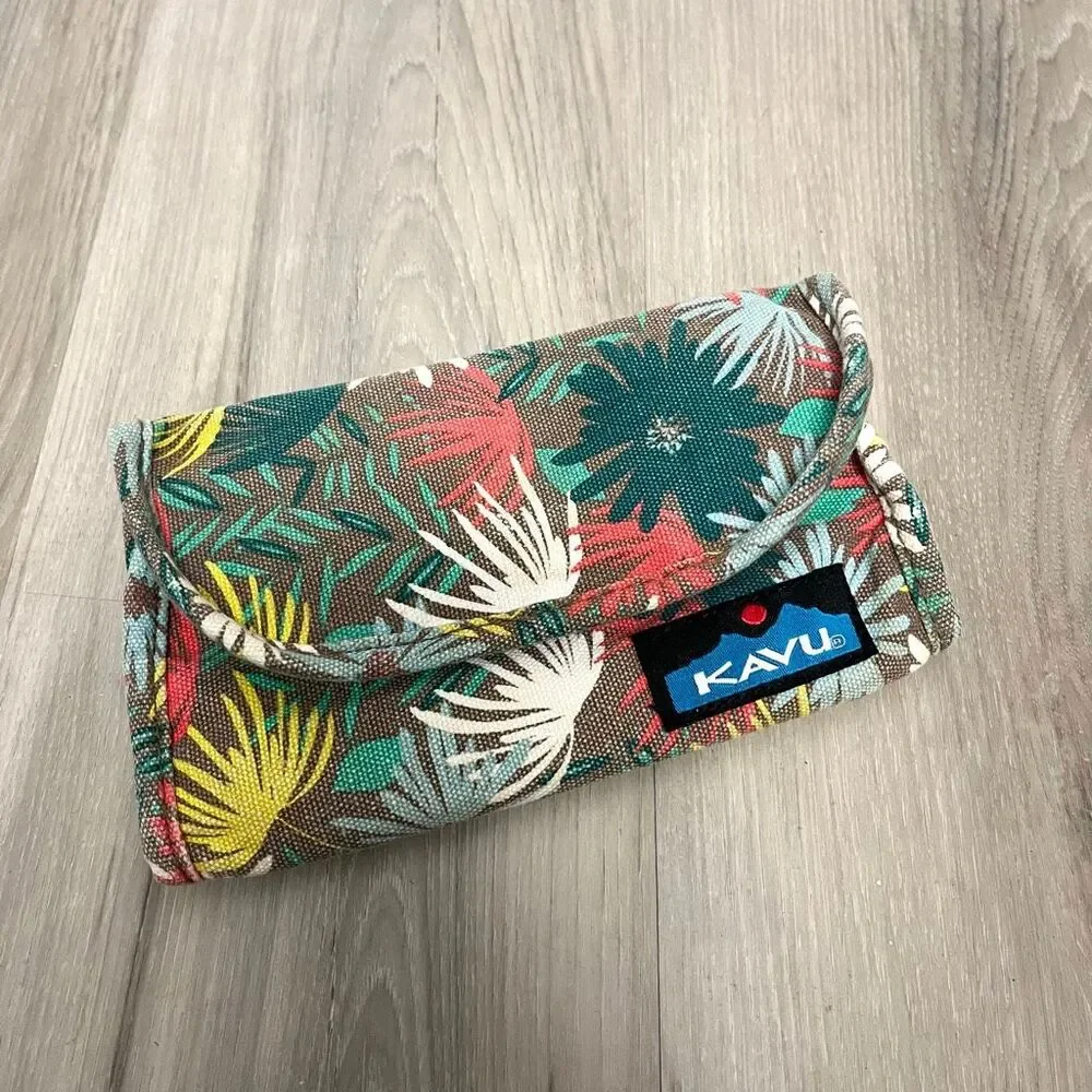 Kavu Big Spender Tropical Leaf‎ Plant Print Tri-Fold Wallet